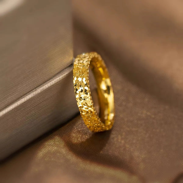 Broken Ice Ring, Crafted in 925 Silver, Perfect Blend of Luxury and Fashion